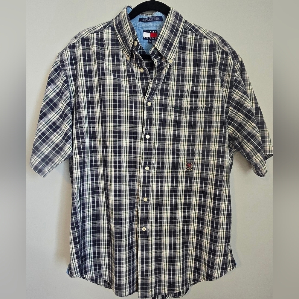 Tommy Hilfiger Short Sleeve Button down Dress Shirt Mens Size Large